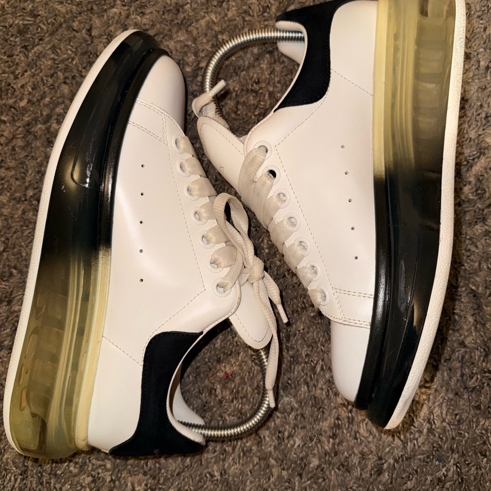 Alexander McQueen White and Black Athletic Shoes - Picture 9 of 11